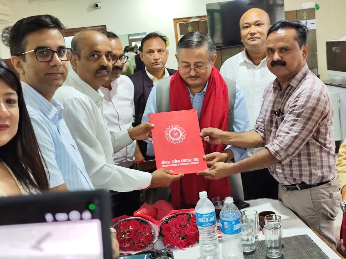 Memorandum Submitted to Former Home Minister by Morang Chamber of Commerce and Industry